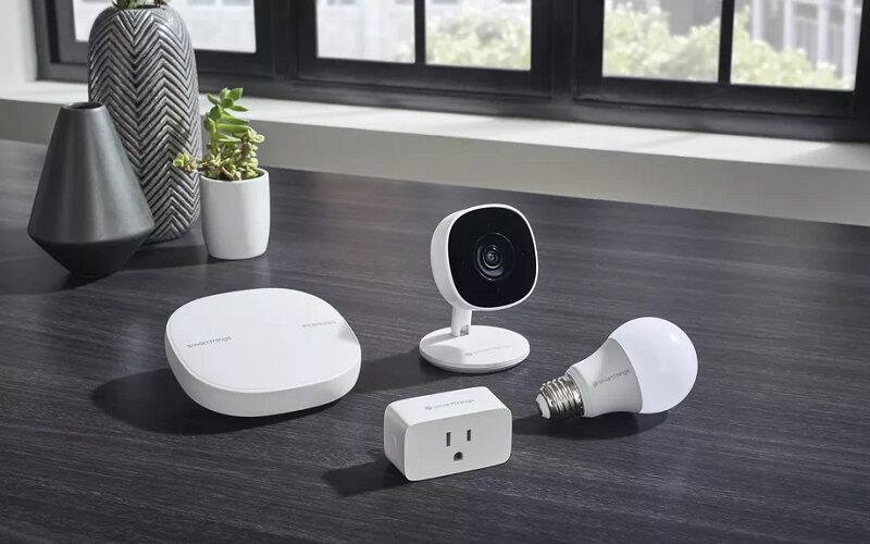SmartThings_Wifi_Cam_Plug_Bulb_NoCord_002.0